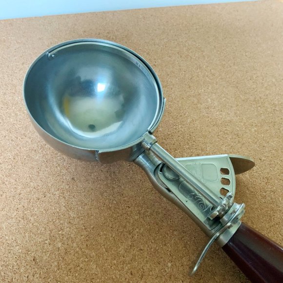 Vintage Shore Craft Ice Cream Scoop Stainless Bakelite Handle - Picture 2 of 16